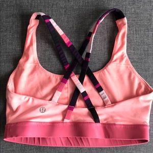 Lululemon sports bra